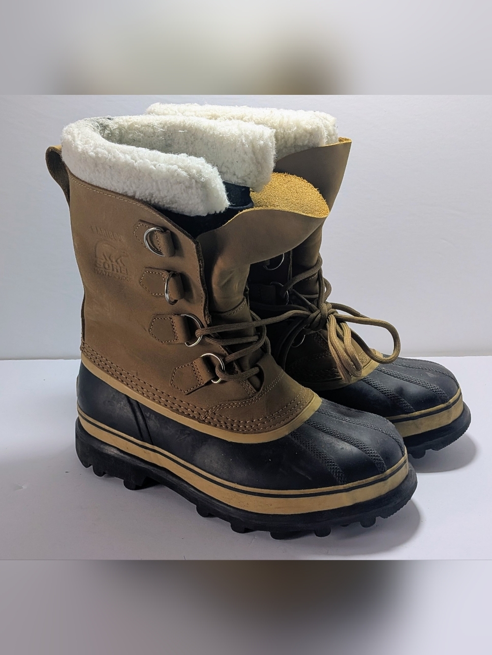 SOREL Caribou Waterproof Winter Boots Women’s Size 8 Brown Black Insulated